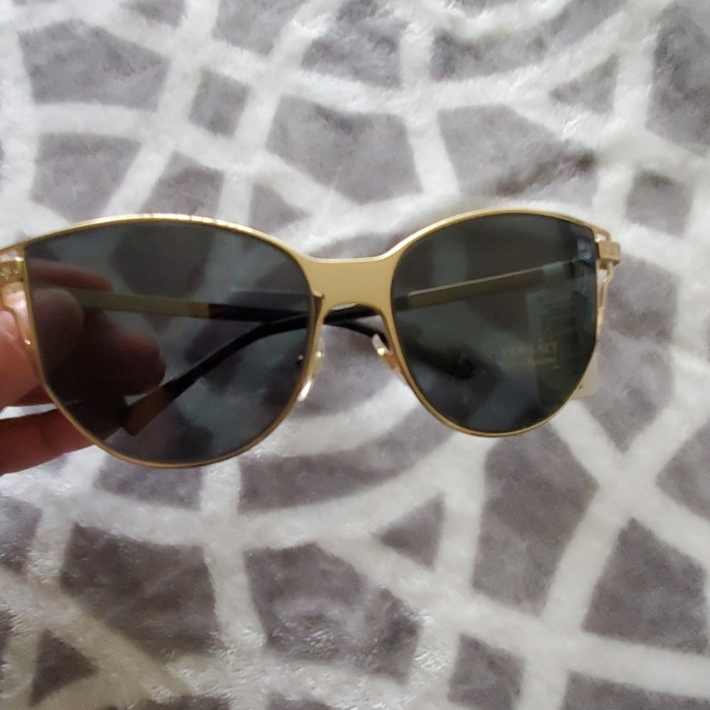 Versace sunglasses - Picture 5 of 8
